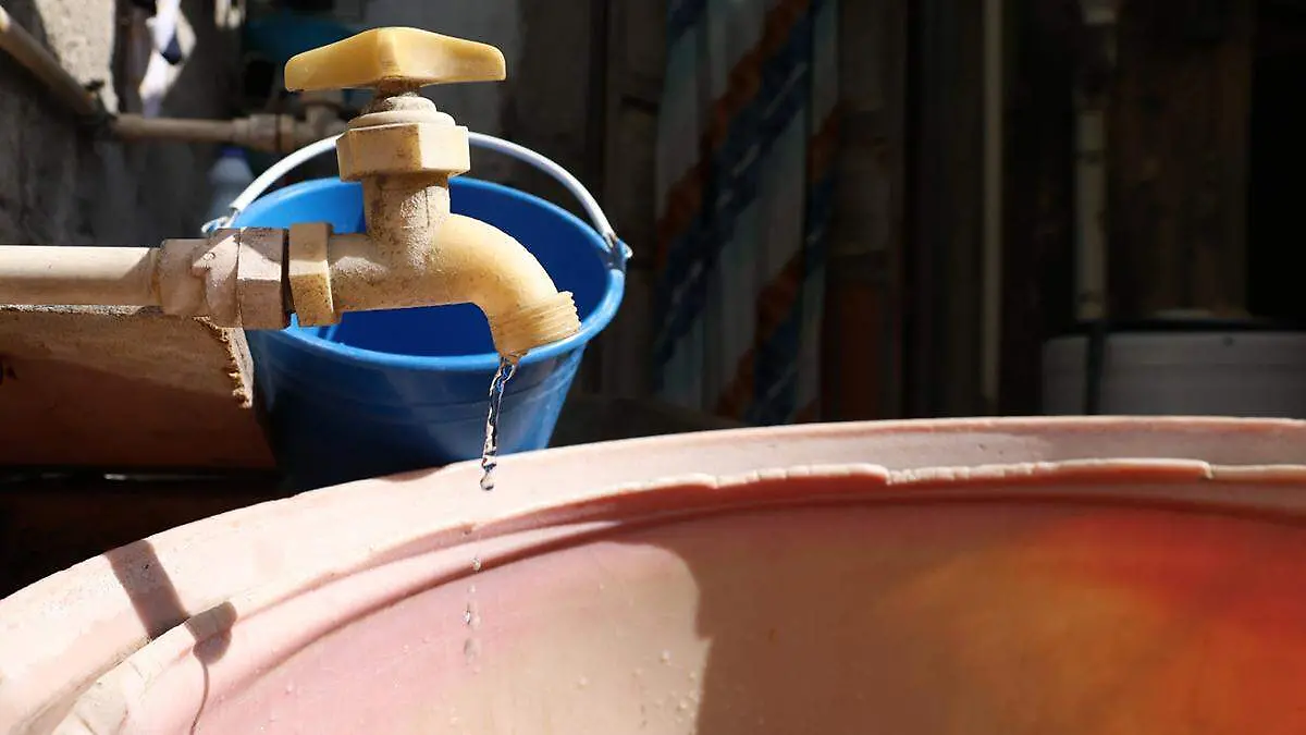 Siete de cada diez poblanas y poblanos consideran que el agua potable se desperdicia en su ciudad